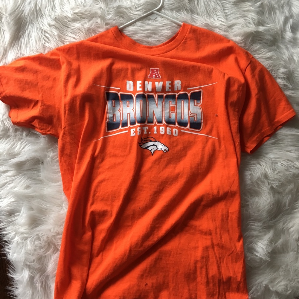 Denver Broncos T-Shirt - Picture 1 of 2